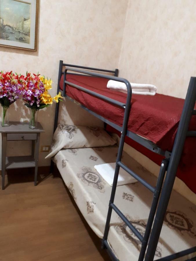 Renting Rooms Rom Eksteriør billede