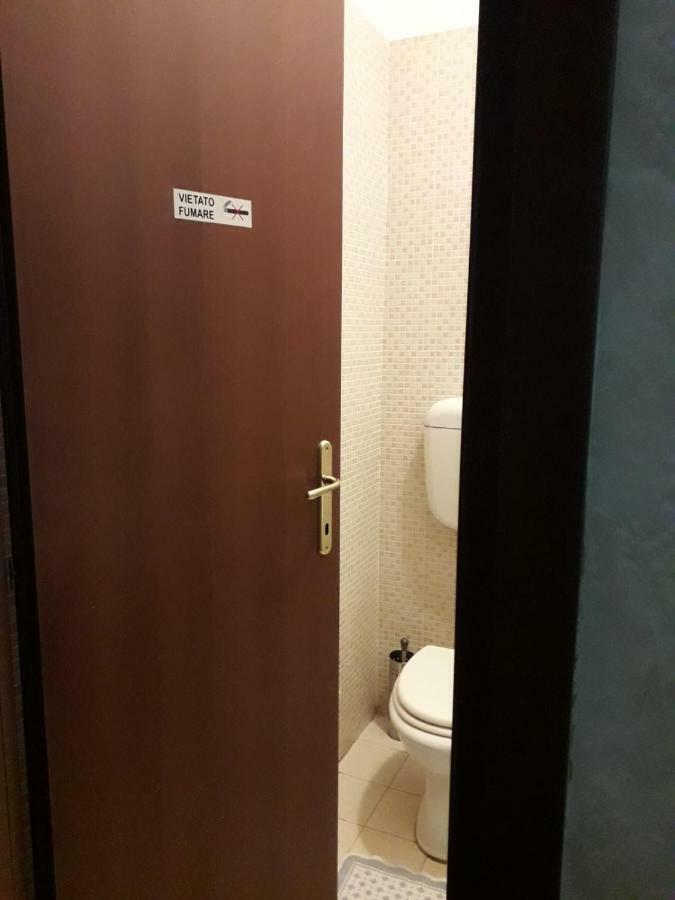 Renting Rooms Rom Eksteriør billede